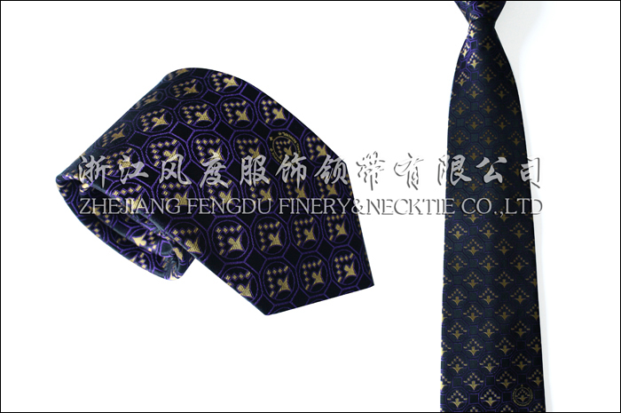 康橋?qū)W校 色織真絲領(lǐng)帶