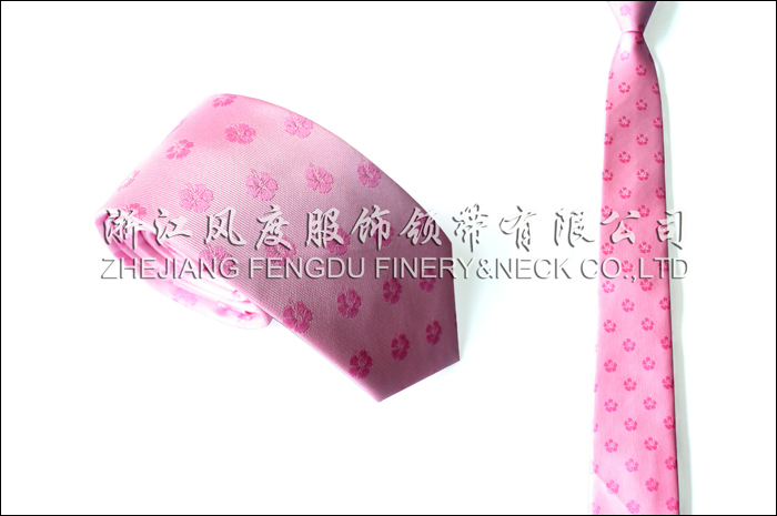 2017春夏新款滌絲商務(wù)領(lǐng)帶